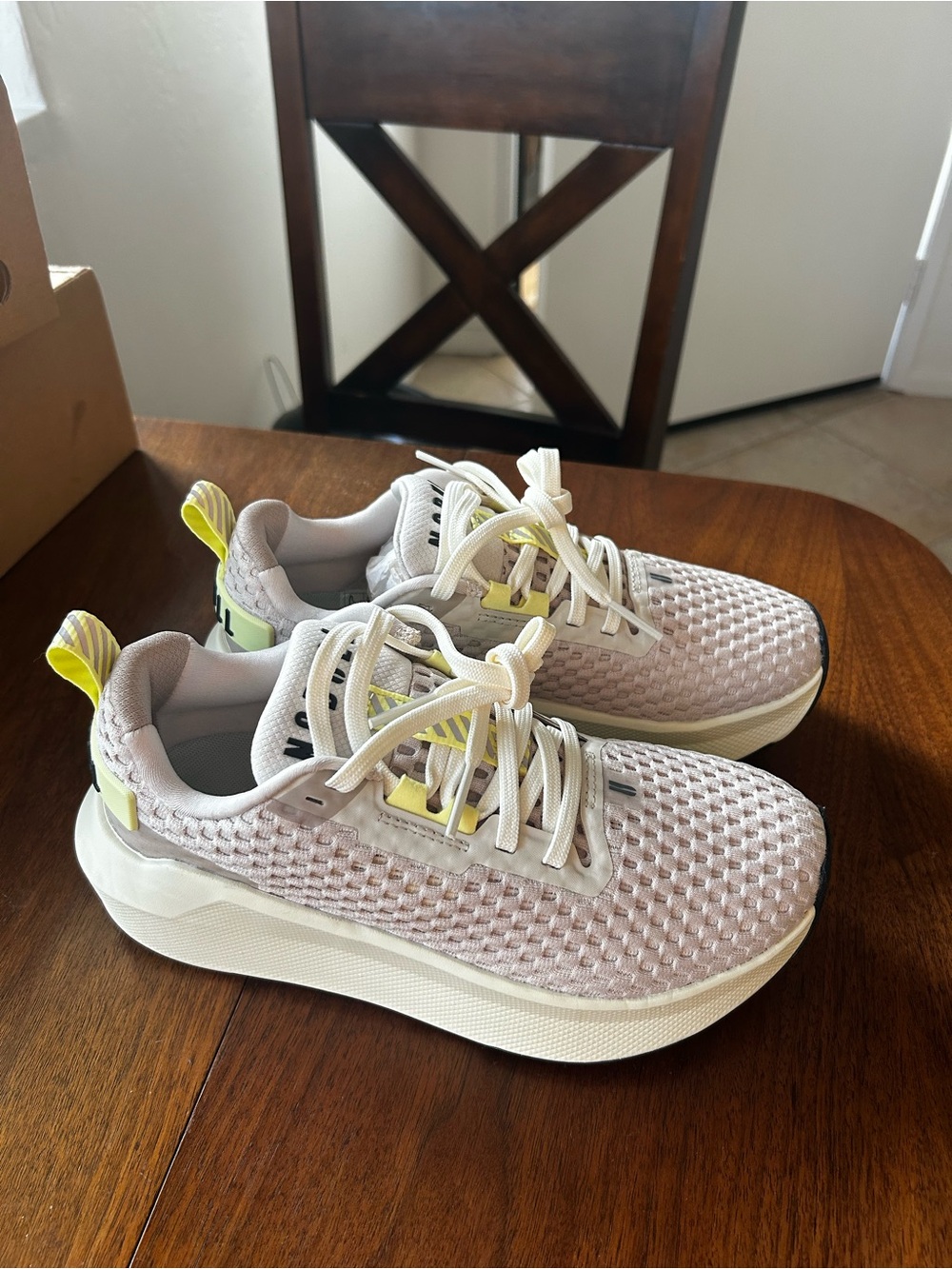 NOBULL Women's Journey 2
COMFORT-FIRST DAILY RUNNING SHOE - Picture 3 of 4